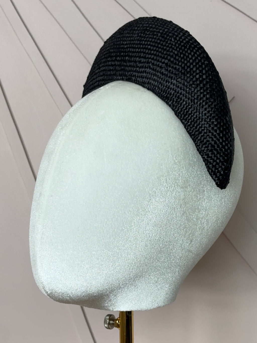 The Claire Halo Headpiece in Black