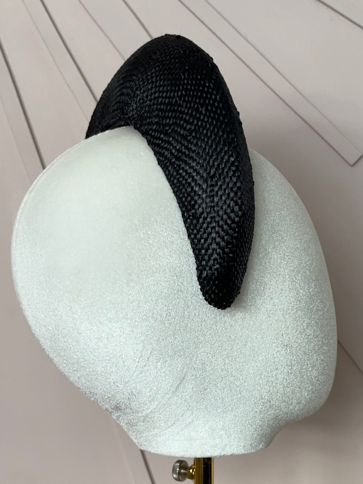 The Claire Halo Headpiece in Black