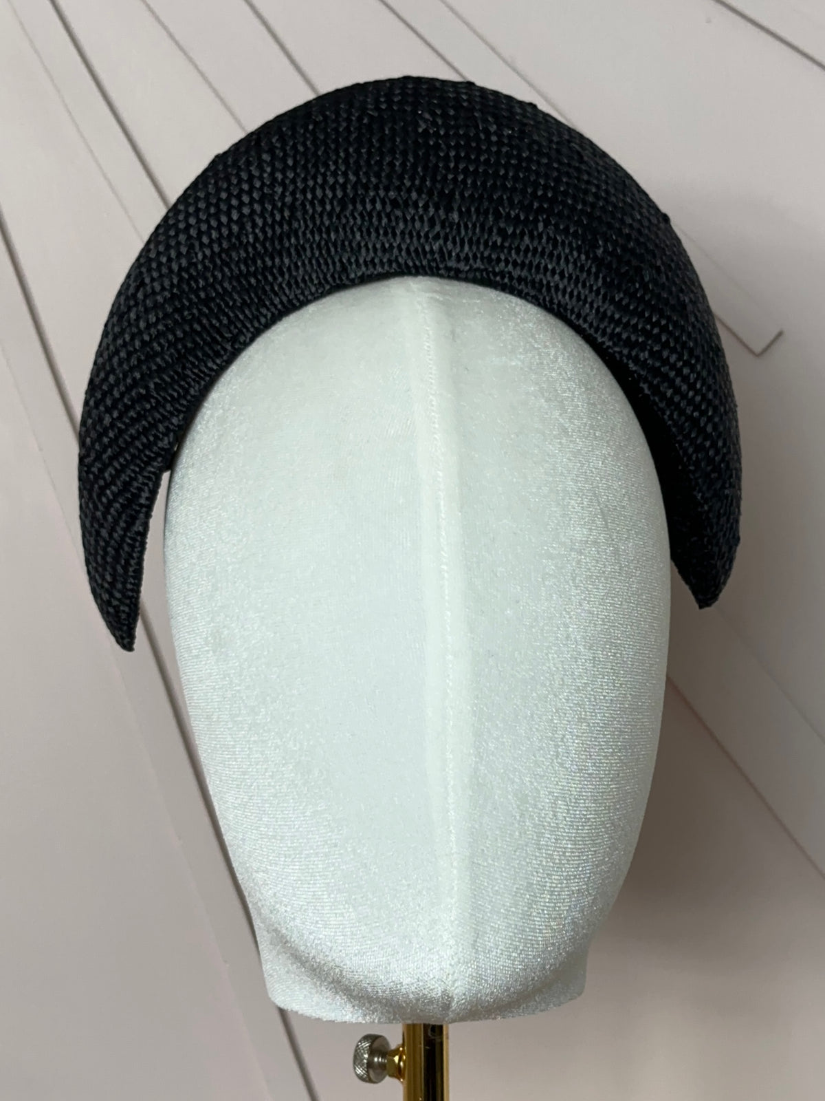 The Claire Halo Headpiece in Black