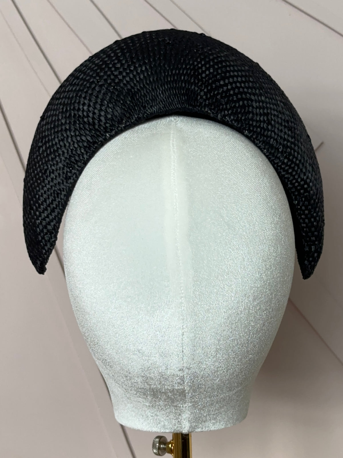 The Claire Halo Headpiece in Black